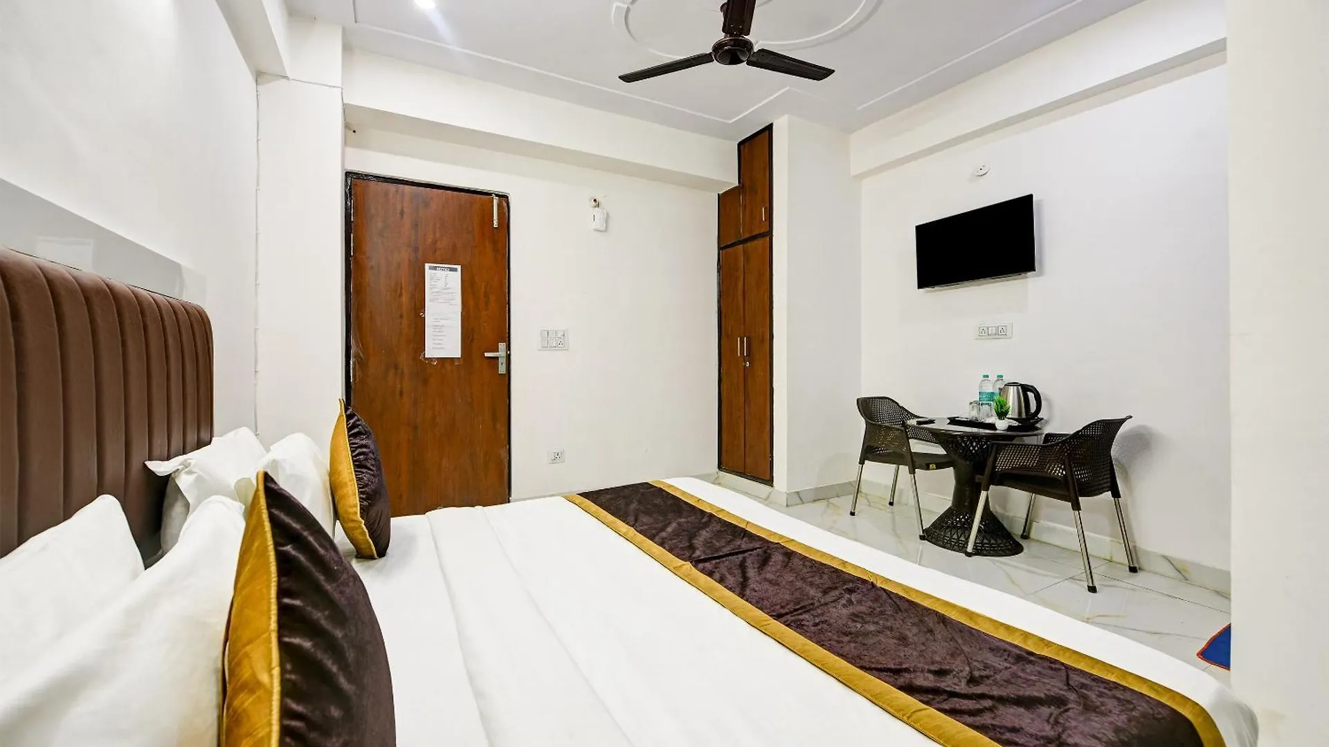 Hotel Krishna Tower Delhi