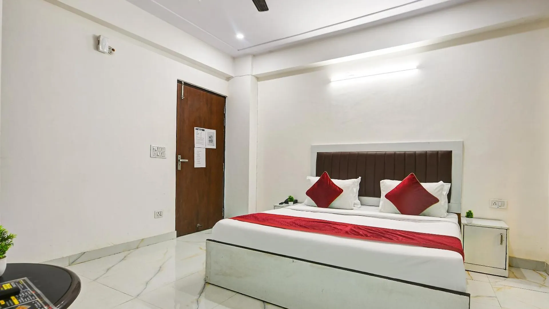 Hotel Krishna Tower Delhi  3*, Delhi (National Capital Territory of India)