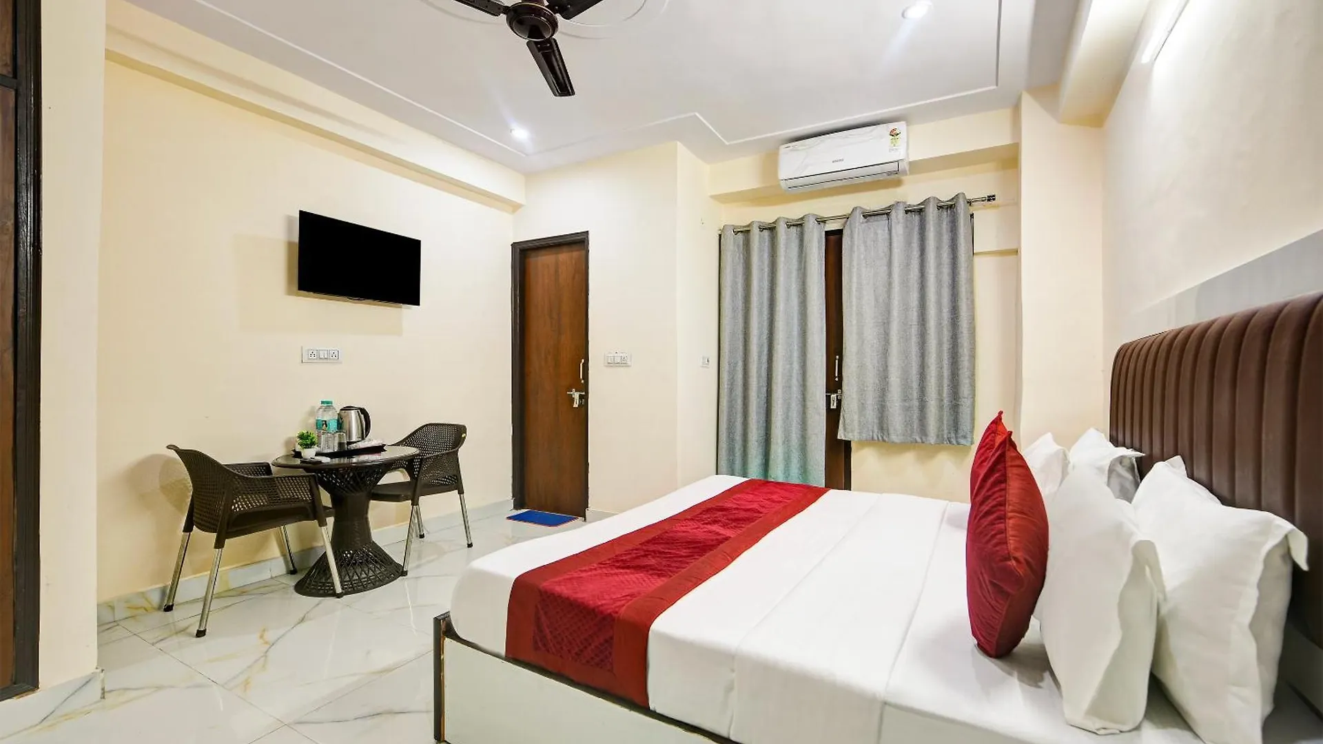 Hotel Krishna Tower Delhi
