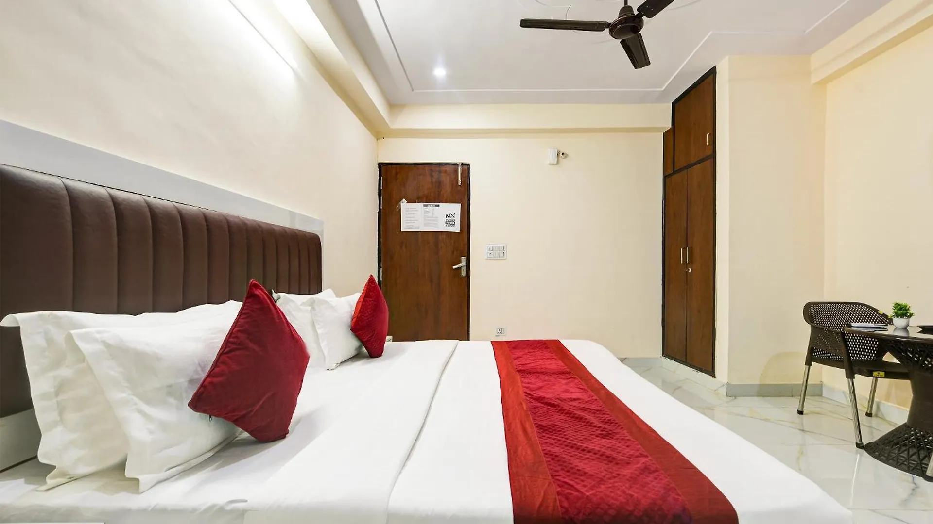 Hotel Krishna Tower Delhi