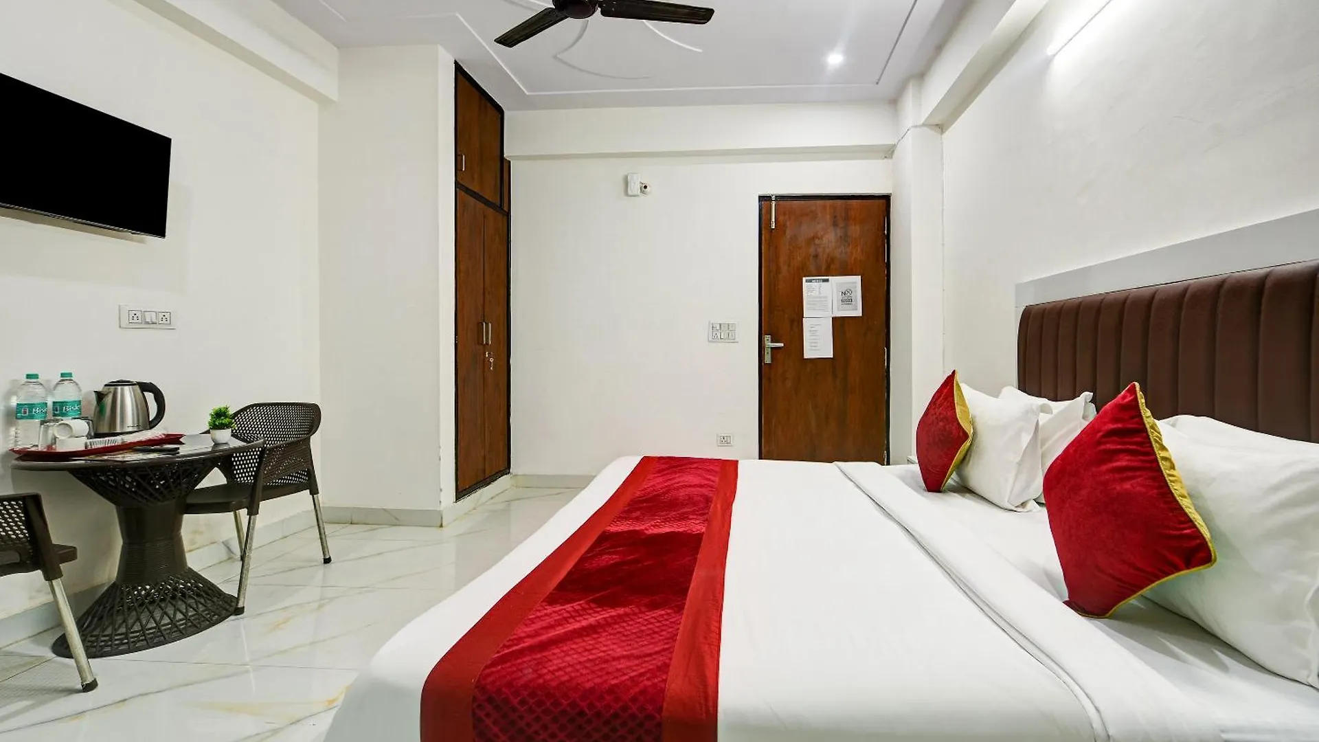 Hotel Krishna Tower Delhi   Delhi (National Capital Territory of India)